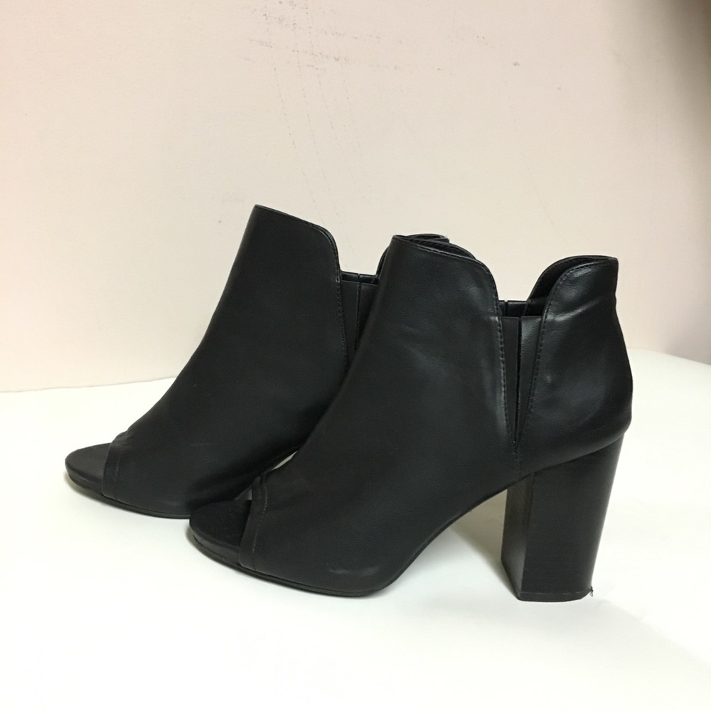PLEATHER BOOTIES - Picture 4 of 4